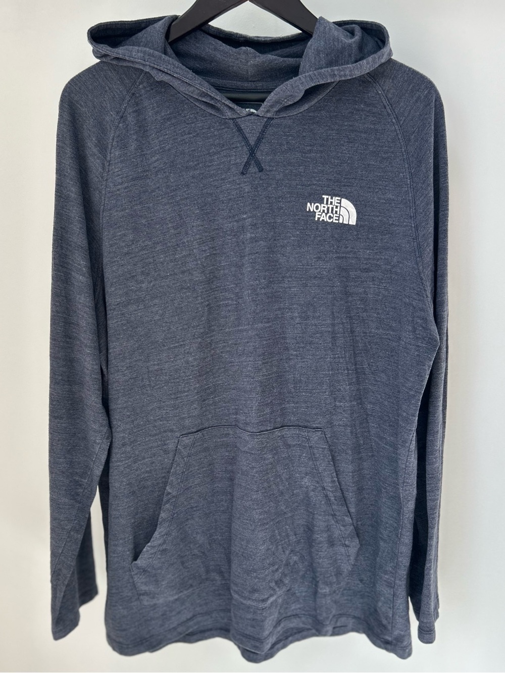 The North Face Men’s XL Classic Fit Heathered Blue Pullover Hoodie 24x31